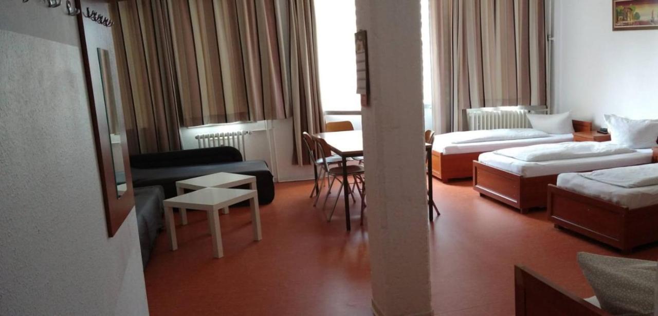 Hostel Am Kurtti Βερολίνο Εξωτερικό φωτογραφία